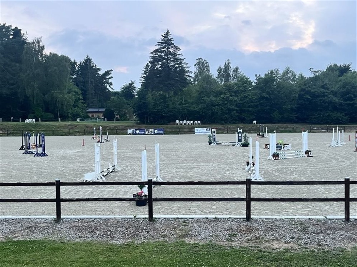 Torsdag indtog springrytterne banerne hos Silkeborg. Foto: Privat