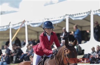 Emilie topplaceret i junior Grand Prix
