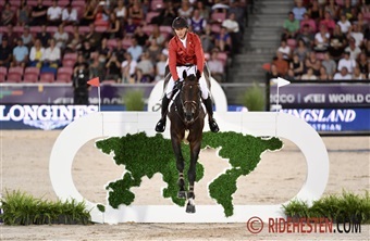 Schou og hestene er klar i Doha