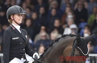 Von Bredow-Werndl vandt i Stuttgart