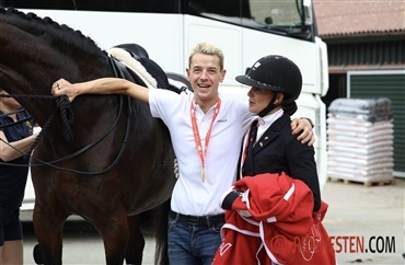 Lars Seefeld stopper hos Dufour