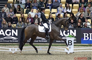 Det f&oslash;rste 10-tal er uddelt i UCH