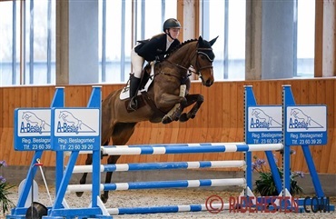 Flere 9-taller ved sidste E-test i springning