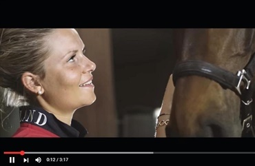 H&oslash;r de danske OL-atleters slagsang (video)