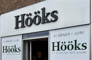 Hööks &aring;bner den sjette butik i Danmark