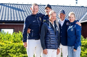 St&aelig;rkt svensk hold til VM i springning