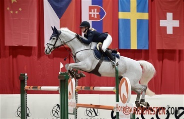 Dannebrog str&oslash;g til tops i Spanien