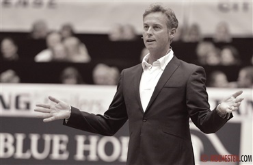 Carl Hester &aelig;resprotektor for British Dressage