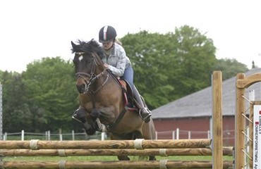 Nu sker der noget i Vemmelev Rideklub