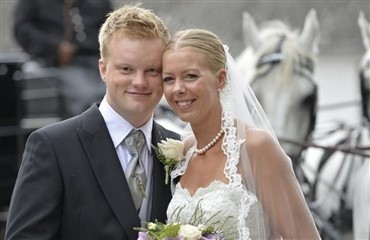 Camilla Qvistgaard og Janus Haubroe gift