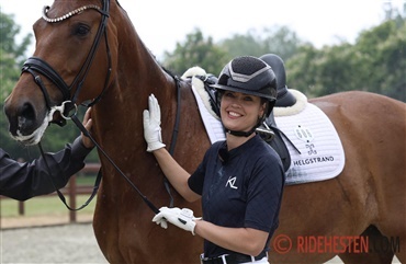 Anne-Mette Strandby Hansen stopper hos Helgstrand Dressage