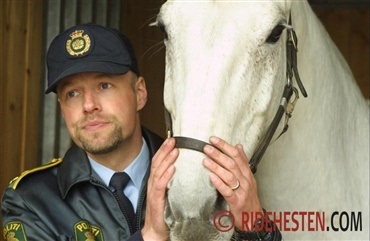 Dansk dyrepoliti for bedre dyrevelf&aelig;rd 