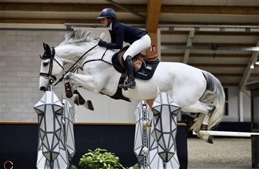 Sabbat&aring;r i sadlen: Olivia Dresler tog springet