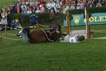 Militaryryttere skal i tale efter tragedie