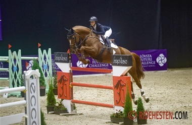 Olivia Dresler p&aring; podiet i Holland