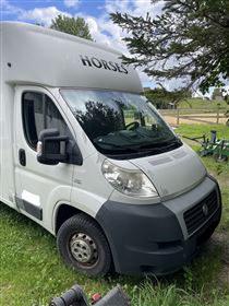 Theault 1050 kg lastvægt med automatgear inkl moms