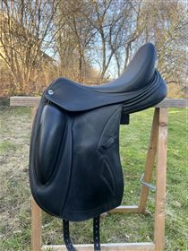 Erreplus DC impulse dressur sadel 17”