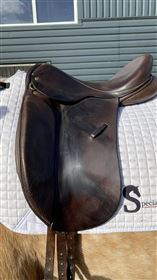 Clincher compact dressursadel 