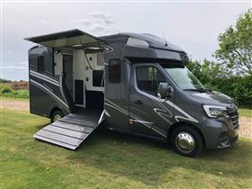 4500 kg Renault Master - Høj lasteevne og billig vægtafgift