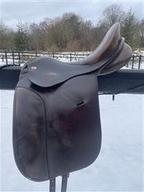 Dressur sadel