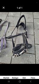 Forskelligt rideudstyr/tøj