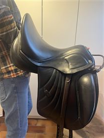 Kentaur Ithaka dressursadel AP fit 4 16,5"