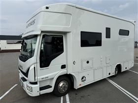 3 heste - med living bad og toilet