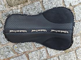 Aurora Sadelpad fra Back on Track str Full