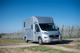 Fiat Ducato 2.3 Turbo 2-hestes bil med 5 siddepladser