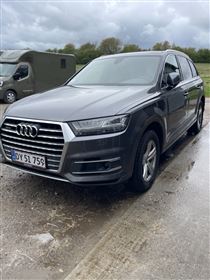 Audi Q7 - 7 Personer masser af plads til rytter og udstyr - trækker 2800 kg hestetrailer