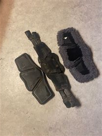 Stubben dressurgjord (defekt) med 2 pads - læder og lammeskind