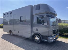  7,5 t lastbil med Living 