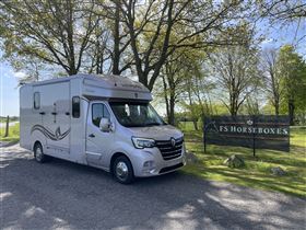 Renault Master PARAGAN FREE STAND - Vægtafgift kun 2862 kr/årligt.