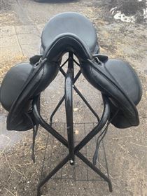 Custom dressur sadel