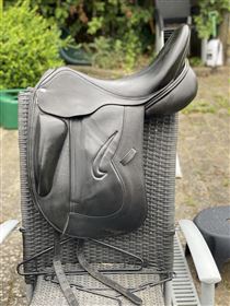 Adam Ellis dressur sadel