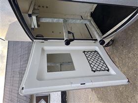 Blomert New Star, Tysk kvalitetshestetrailer