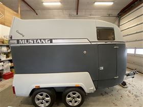 Mustang Allround Country Hestetrailer