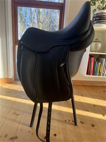 Equipe Viktoria dressursadel