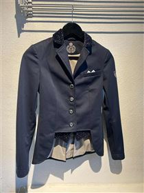 Stævne jakker og bluser