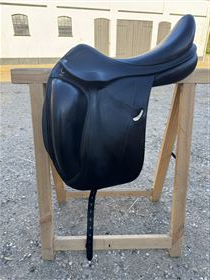 Equipe Emporio 17t Monoflap Dressur sadel sælges