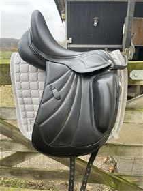 Kentaur Ithaka APM 17”