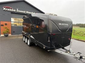 MUSTANG Monarch HL 2017