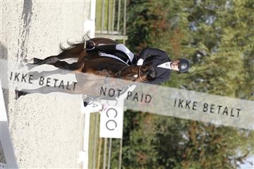 166574_rhj_02_J7R1190.JPG