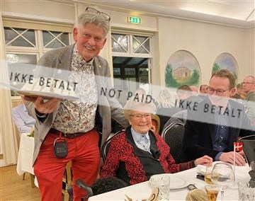 mobil_kroen lagkage jbr enid.jpg