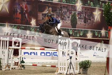 175941_jss_02_R6II6363 (1).JPG