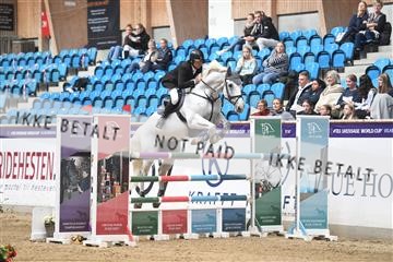166800_abo_01_D05_0724.JPG