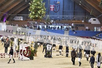 161006_abo_01__D051763.JPG
