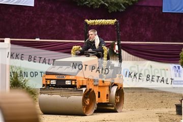 161006_abo_01__D051707.JPG