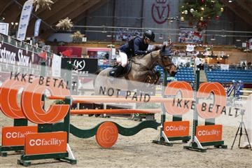 175934_avh_02_7874.JPG