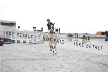 181922_jss_03__6II1698.JPG